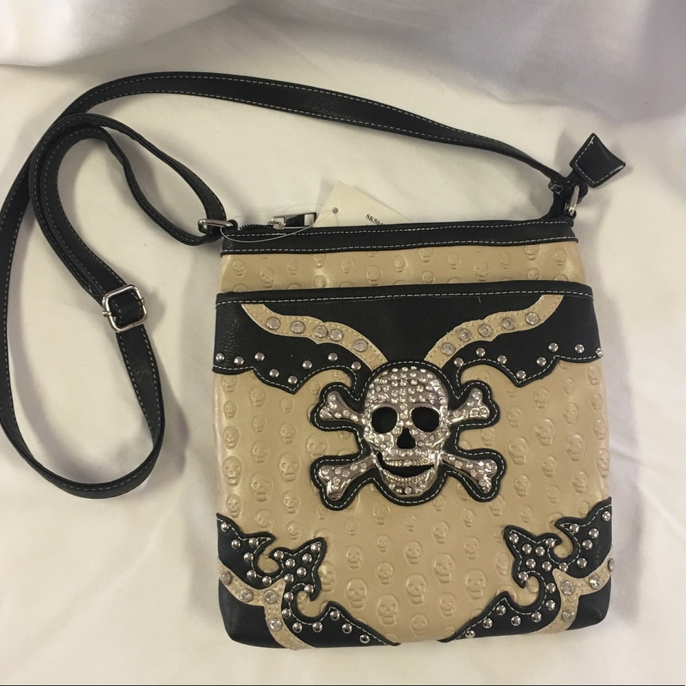 Purse with skull design